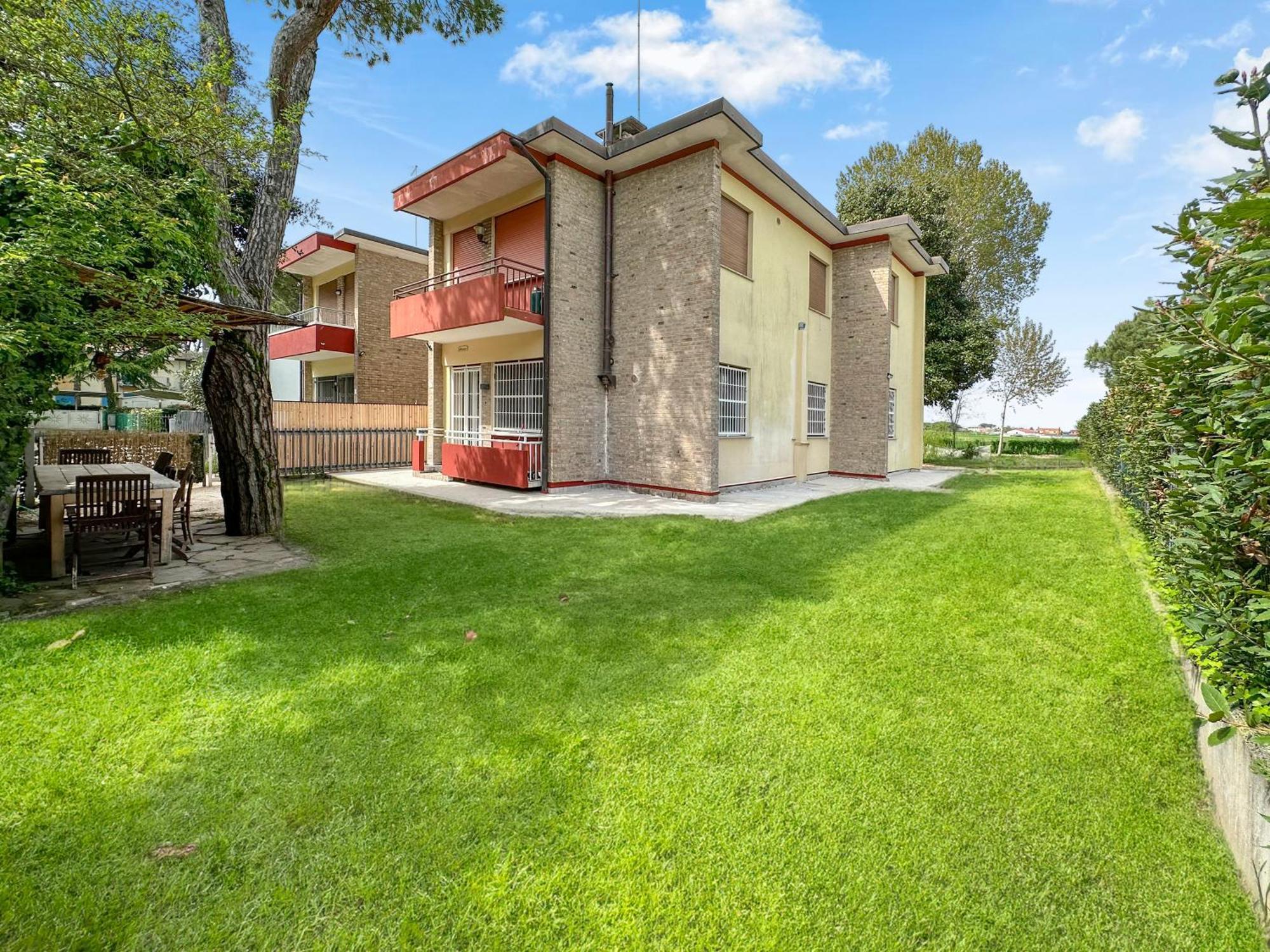Villa Gelsomino Venezia Lido di Jesolo Exterior photo